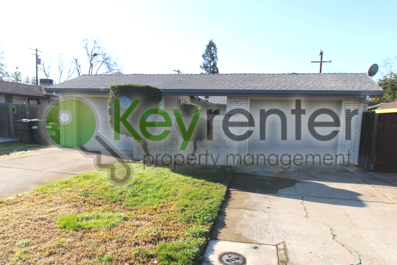 Carmichael House: 5634 Clark Ave