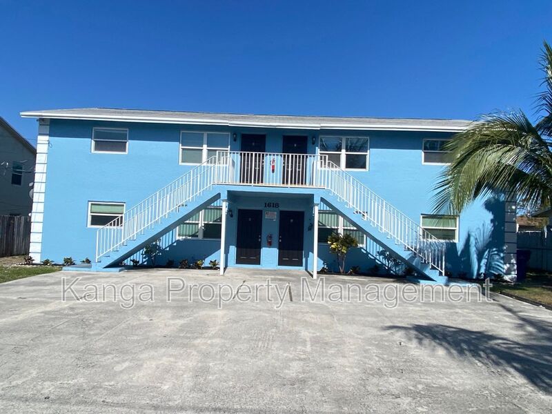 Riviera Beach Condo: 1618 W 26th Ct