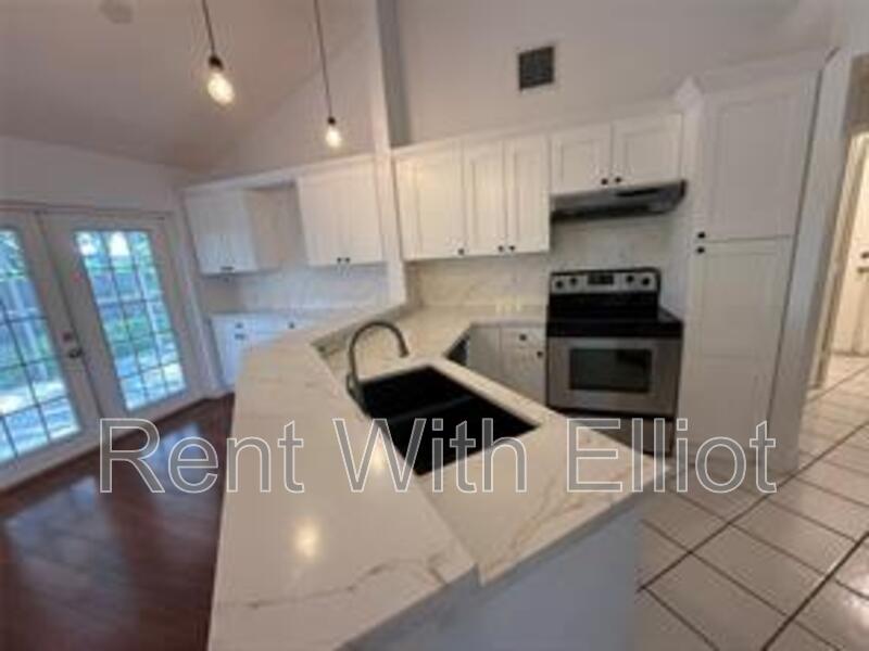 Cooper City House: 2633 Bogata Ave
