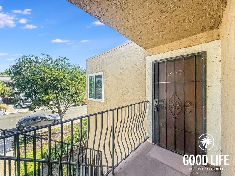 Poway Condo: 12609 Robison Blvd