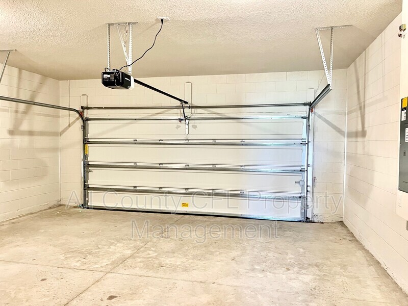 Main Rental Photo 25