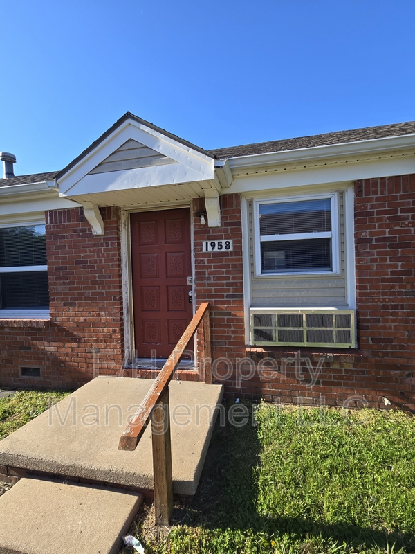 Wichita Condo: 1958 South Hiram Street