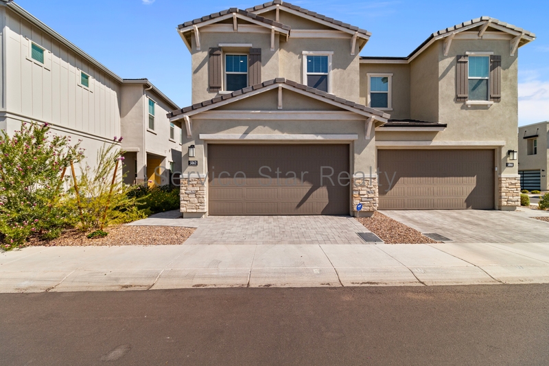 Scottsdale House: 5062 E Hartford Ave