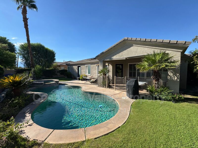 Palm Desert House: 137 Traviso Dr