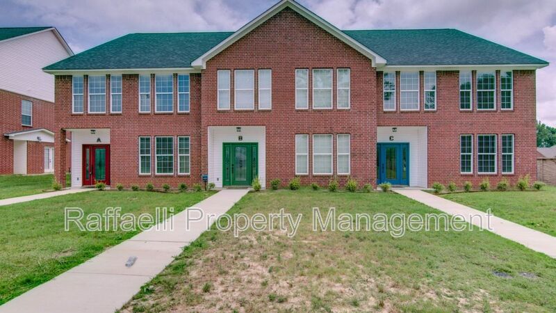 Texarkana House: 2 Fernwood Drive D