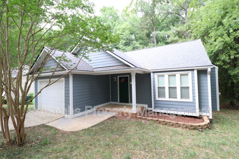 Raleigh House: 1933 Deep Forest Trl
