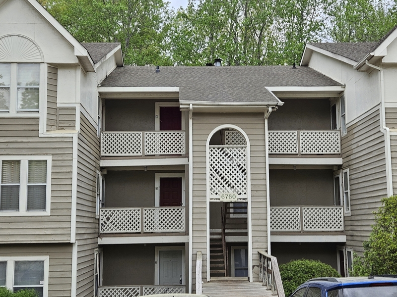 Fayetteville Condo: 1004 Brookhollow Drive - 2