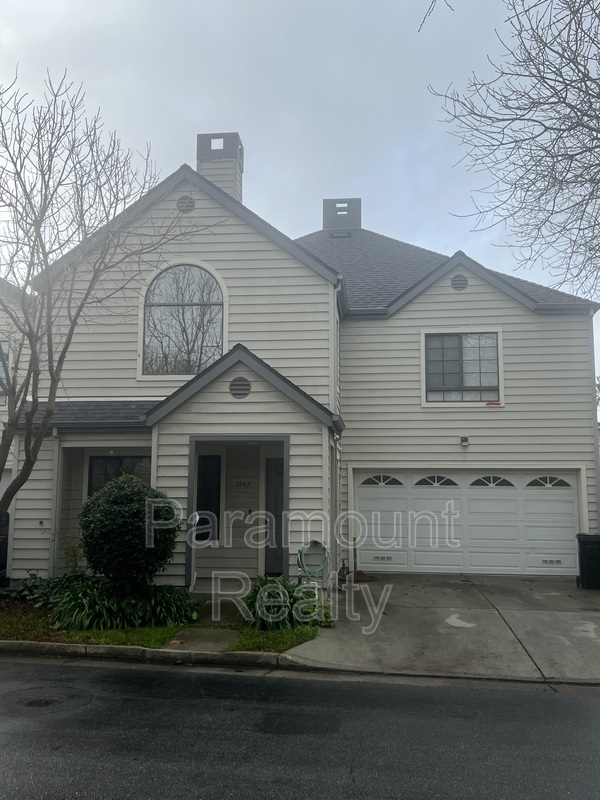 San Jose House: 1547 Chihong Drive
