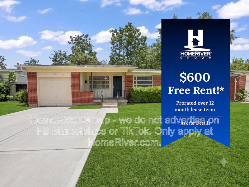 Dallas House: 3203 Gus Thomasson Rd