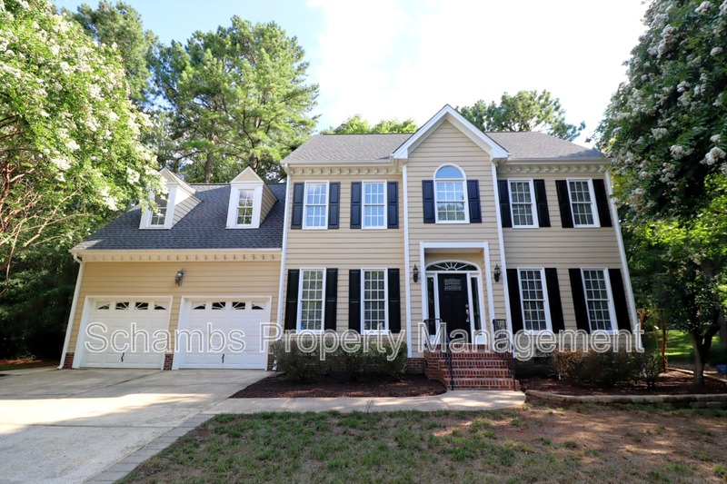 Cary House: 107 Hardaway Ct