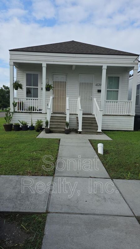 New Orleans Condo: 4120 N Rocheblave