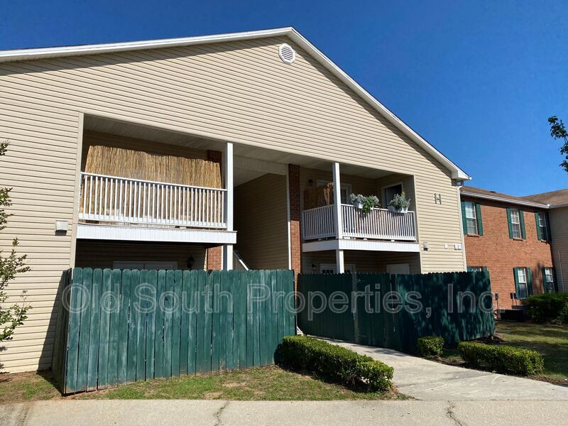 Pensacola Condo: 2303 W. Michigan Avenue H-7