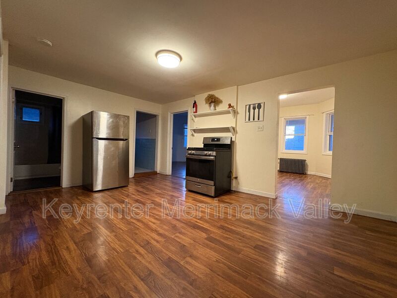 Lowell Condo: 58 Temple St 2nd fL