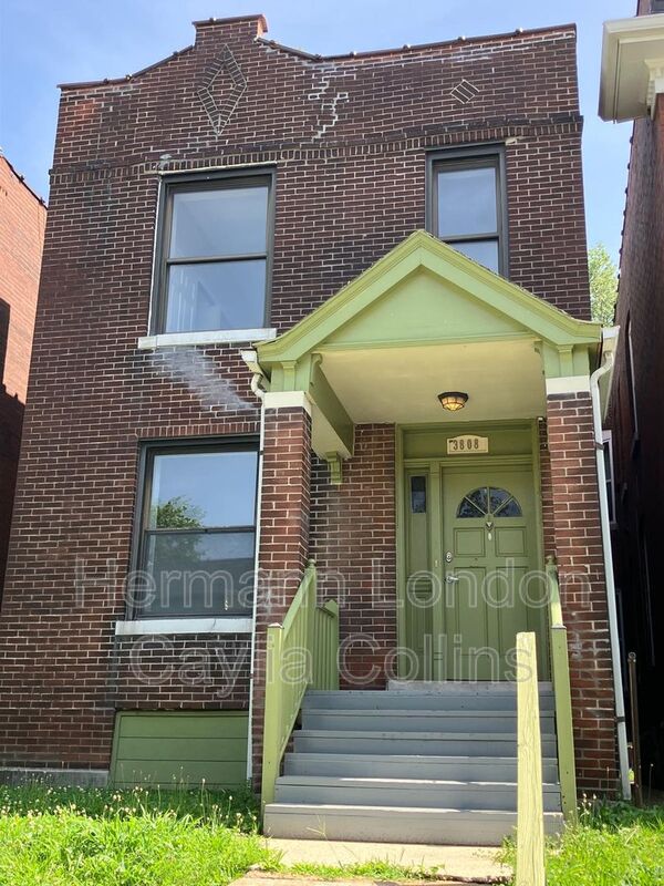 St. Louis House: 3808 Folsom Avenue