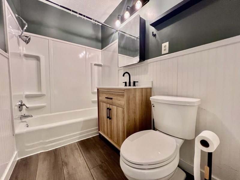 Photograph 5 of 1509 Highland Avenue A403