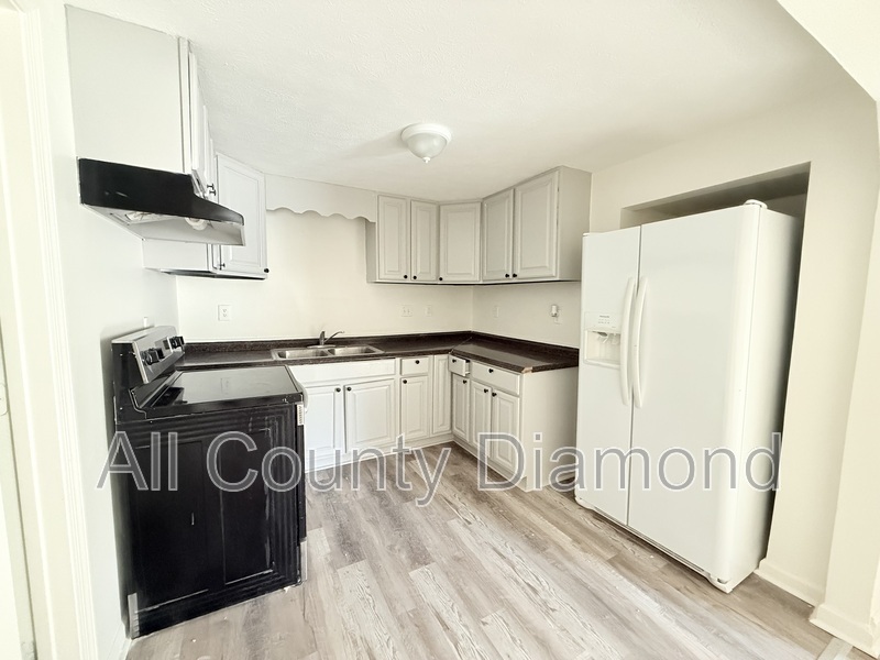 Panama City Condo: 237 Helen Ave