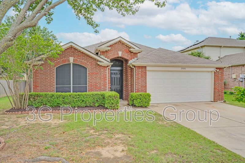 Denton House: 2008 Lamprey Cir