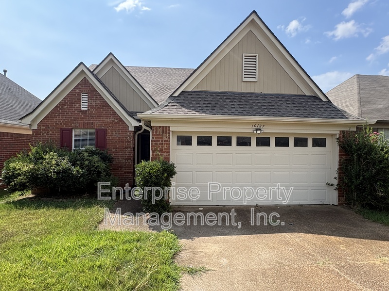 Primary photo of 10127 Cross Valley Drive, Cordova, TN 38016