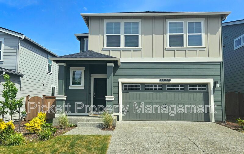 Port Orchard House: 1278 W Pendleton Way