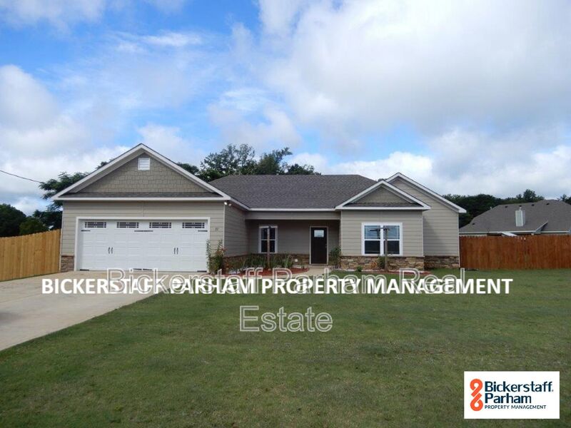 Fort Mitchell House: 22 Eagle Nest Drive