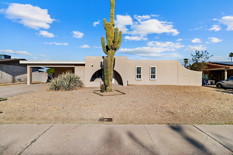 Phoenix House: 13027 N 28th St