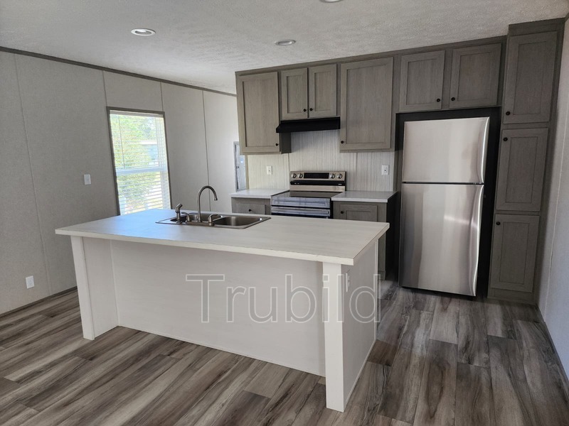 Battleboro House: 1000 Wave Lane