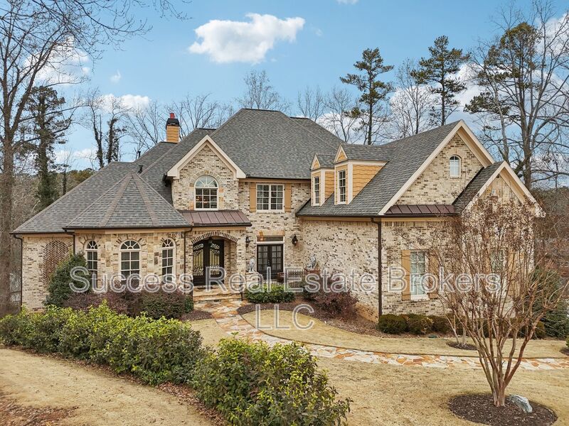 Marietta House: 343 Summer Garden Dr