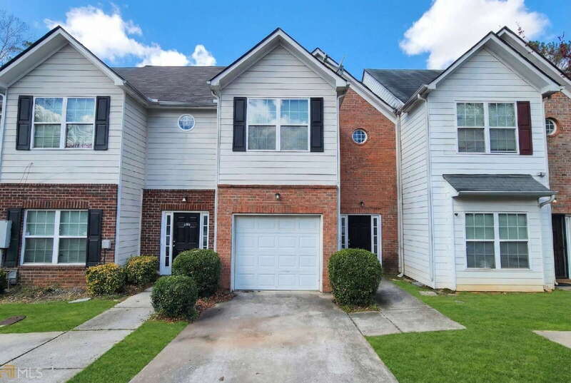 Riverdale House: 385 Brookview Dr