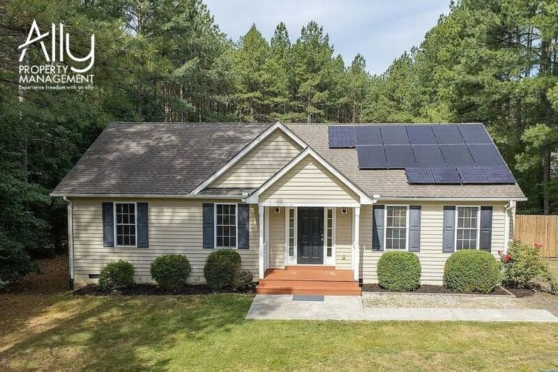 Scottsville House: 1167 Georgia Creek Road