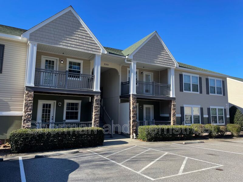 Aiken Condo: 3400 London Court, Apt 203