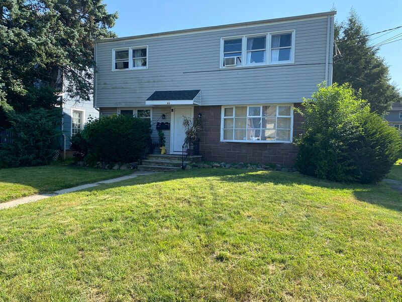 Hackensack Condo: 93 Euclid Ave, 3