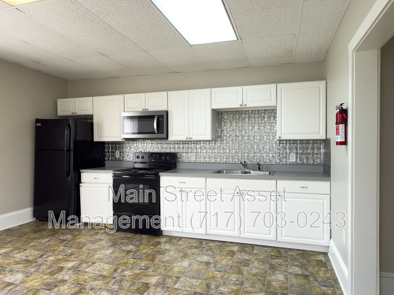 Liverpool Condo: 100 S Front St