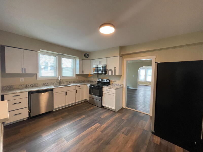 Michigan City Condo: 1204 Manhattan Street Lower