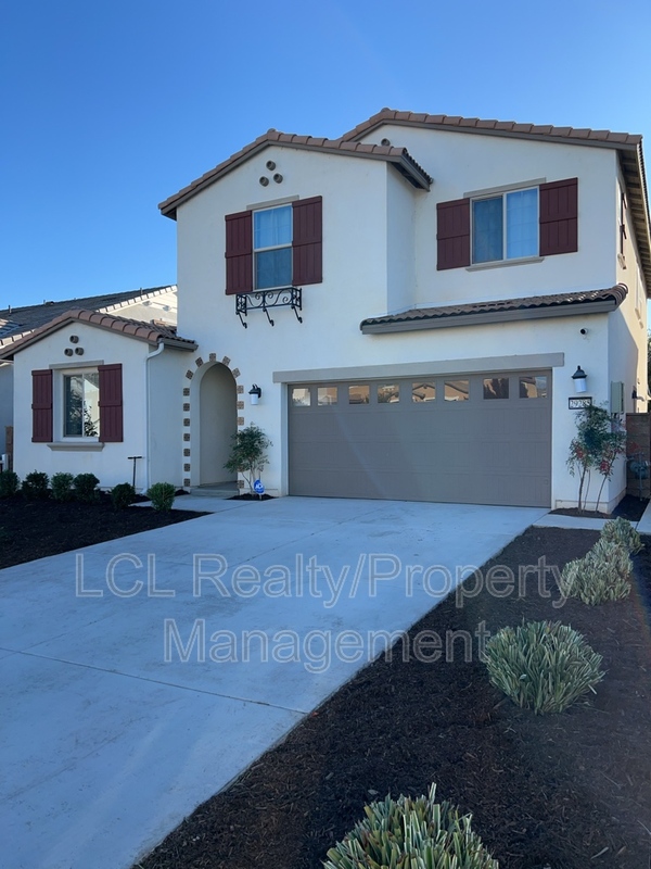 Menifee House: 29285 Caravel Dr