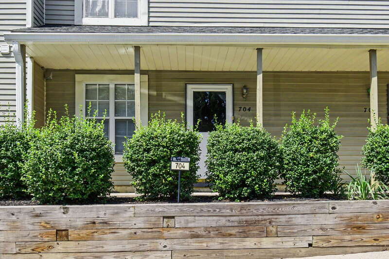Langhorne Condo: 704 E Parker St