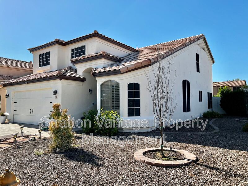 Chandler House: 4682 W Oakland St