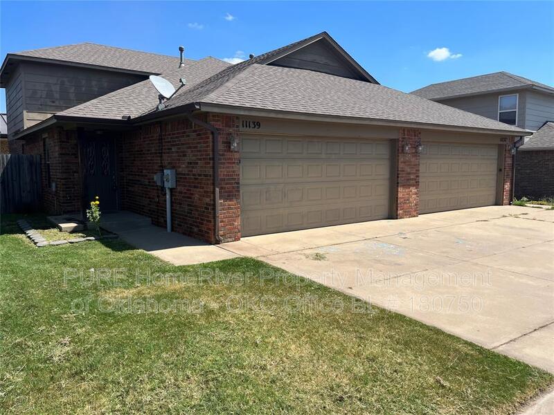 Yukon Condo: 11139 SW 5th St