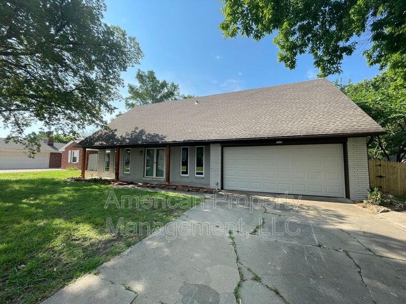 Tulsa House: 7526 E. 55th Place