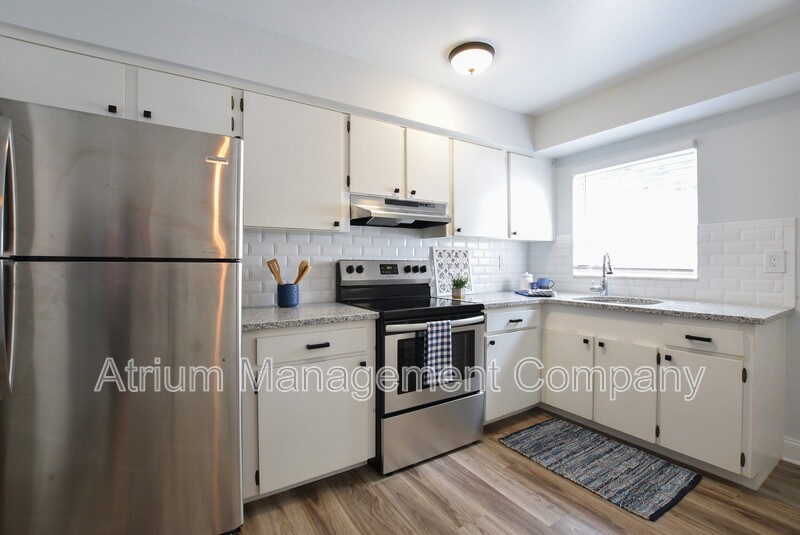 Orlando House: 1020 Elmwood Street