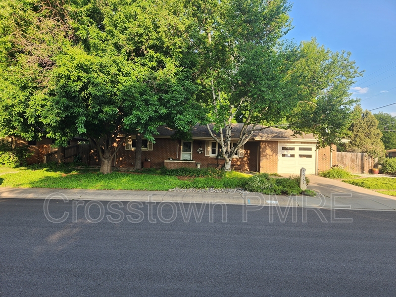 Loveland House: 1723 Del Norte Avenue
