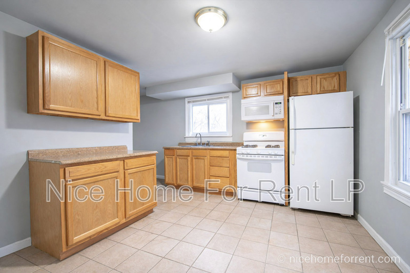 Fieldsboro Condo: 211 Front Street #2