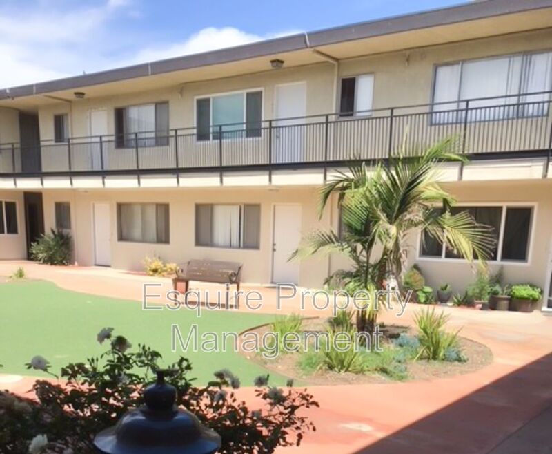 OXNARD Condo: 747 SOUTH F ST.