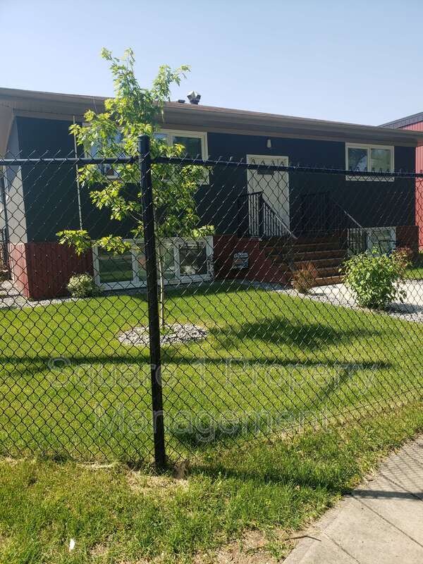 Edmonton Condo: 12704 107 Street
