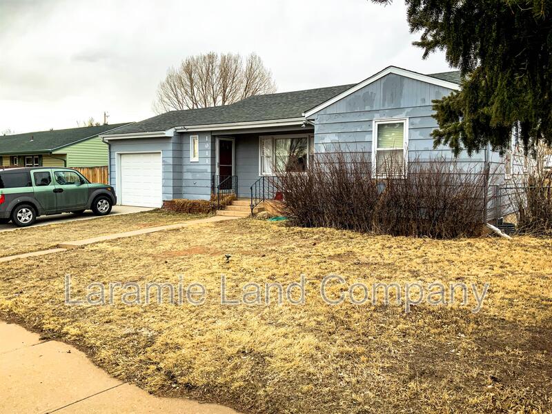 Laramie House: 1011 West Curtis Street
