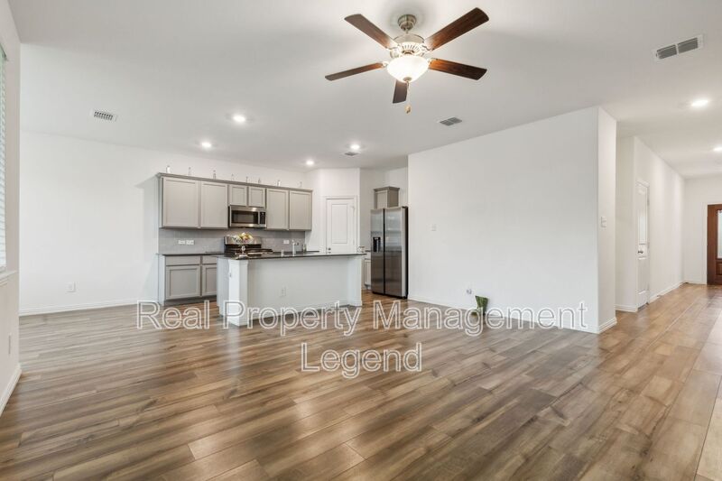 Heartland House: 3803 Thomas Plains Drive