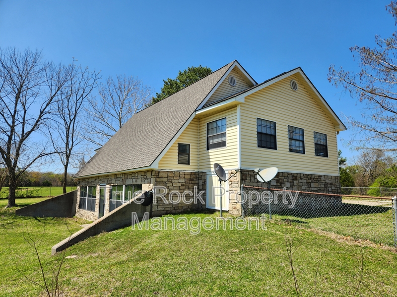 Ada House: Call Office To Schedule Viewing