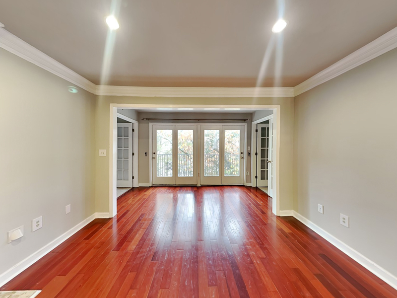 Atlanta Condo: 3201 Lenox Rd NE