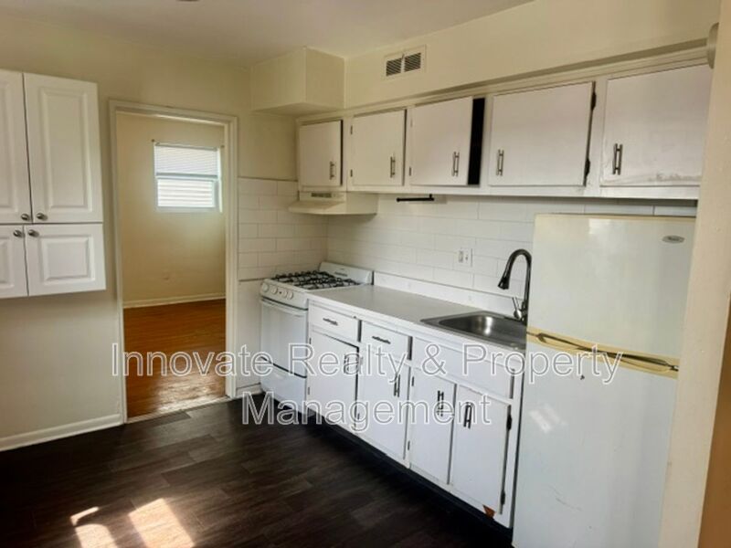 Philadelphia House: 9513 Hoff St