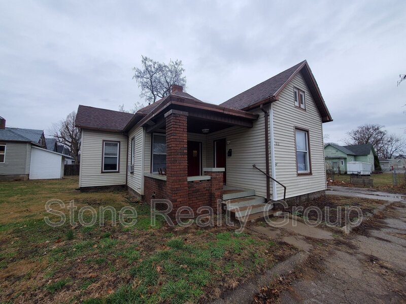Terre Haute Condo: 812 College Ave