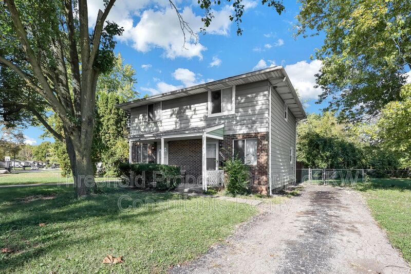 Columbus Condo: 3490 Clarkston Avenue